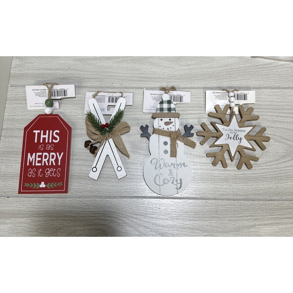 HOLIDAY‎ STYLE (Set of 4) Wooden Christmas Ornaments *See Description* V2